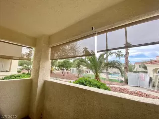 Photo #2: 2195380 Listing