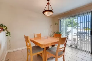 Photo #1: 2195439 Listing