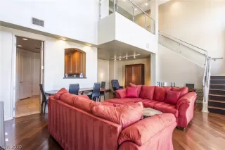 Photo #5: 2195515 Listing 