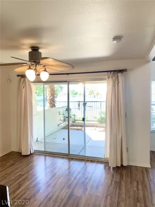 Photo #5: 2195518 Listing 