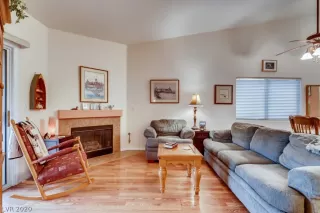 Photo #3: 2195551 Listing 