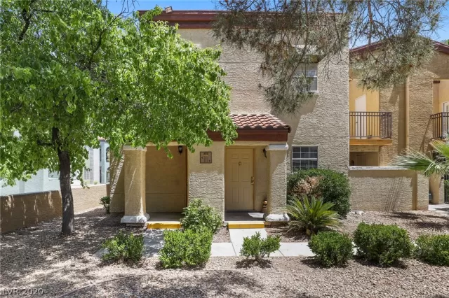 MLS: 2195554 Condo For Sale