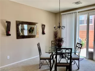 Photo #4: 2195644 Listing