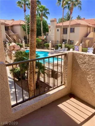 Photo #2: 2195655 Listing 