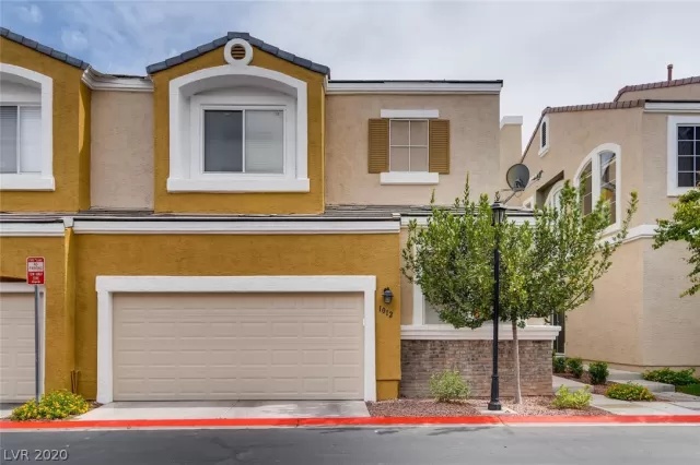 MLS: 2195677 Condo For Sale