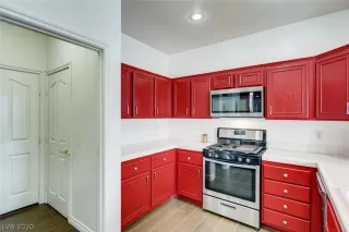 Photo #5: 2195677 Listing 