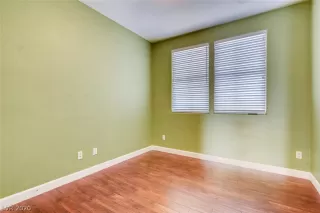 Photo #6: 2195677 Listing 