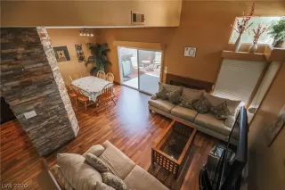 Photo #3: 2195680 Listing 