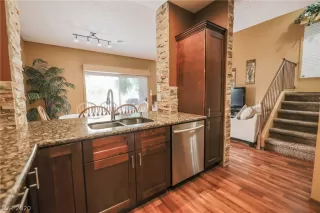 Photo #6: 2195680 Listing 