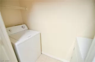 Photo #6: 2195683 Listing 