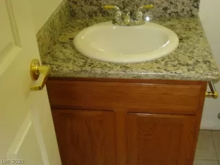 Photo #6: 2195787 Listing 