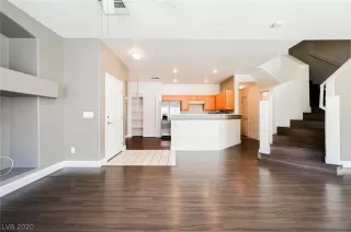 Photo #6: 2195788 Listing