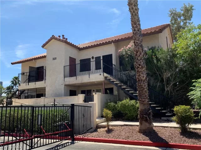 MLS: 2195789 Condo For Sale