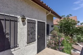 Photo #6: 2195789 Listing 