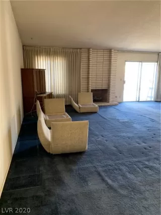 Photo #6: 2195841 Listing