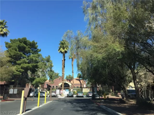 MLS: 2195867 Condo For Sale