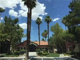 Photo #1: 2195867 Listing