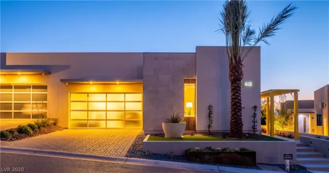 MLS: 2195882 Condo For Sale