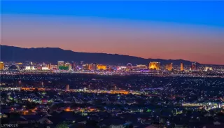 Photo #1: 2195882 Listing