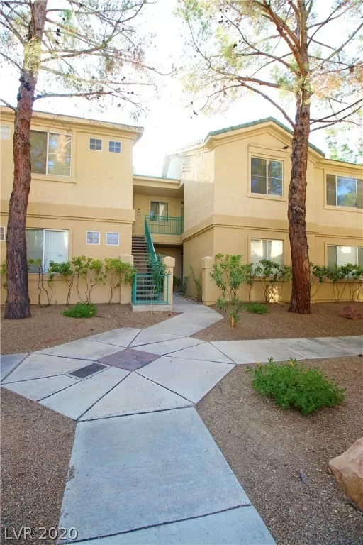 MLS: 2195949 Condo For Sale