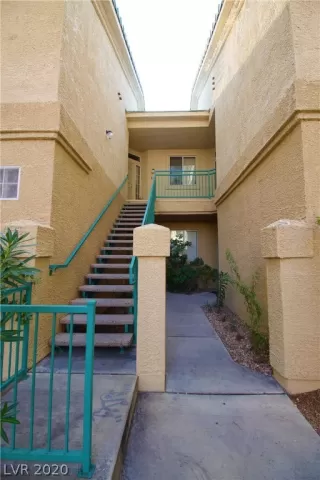 Photo #1: 2195949 Listing