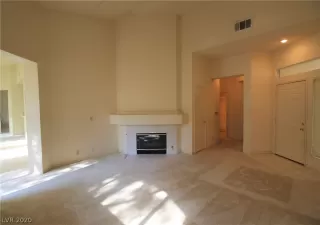 Photo #4: 2195949 Listing