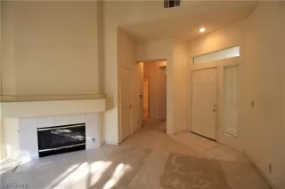 Photo #6: 2195949 Listing