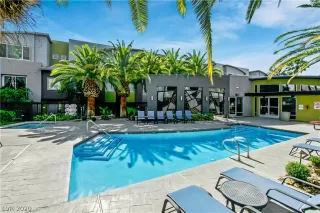 Photo #1: 2195957 Listing