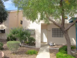 Photo #1: 2196008 Listing