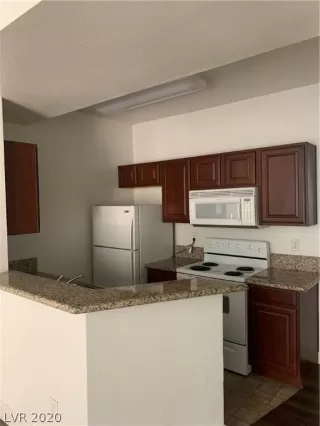 Photo #1: 2196026 Listing 