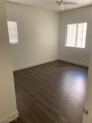 Photo #4: 2196026 Listing 