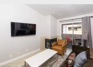 Photo #1: 2196086 Listing 