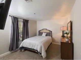 Photo #4: 2196086 Listing 