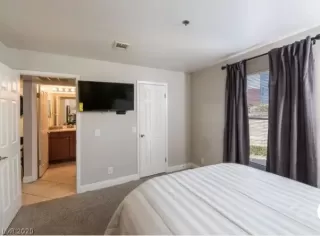 Photo #5: 2196086 Listing 