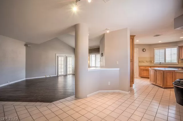 MLS: 2196103 Condo For Sale
