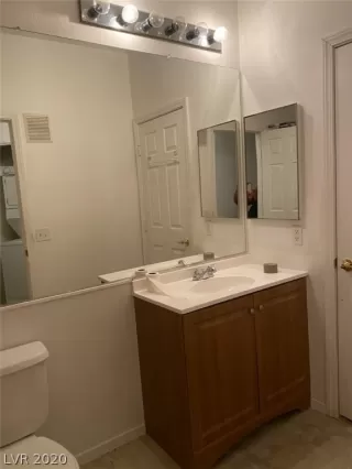 Photo #6: 2196155 Listing