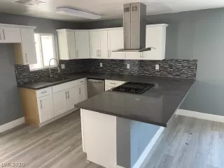 Photo #3: 2196185 Listing 