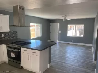 Photo #6: 2196185 Listing 