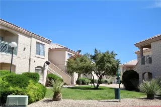 Photo #2: 2196212 Listing