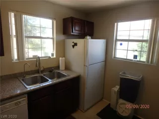 Photo #5: 2196242 Listing