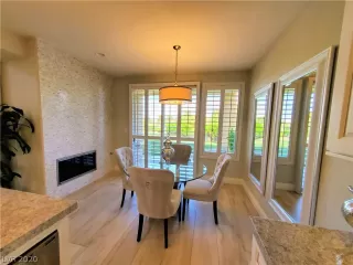 Photo #6: 2196301 Listing