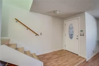 Photo #4: 2196321 Listing