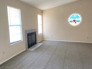 Photo #5: 2196350 Listing