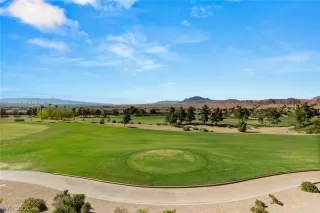 Photo #3: 2196479 Listing 