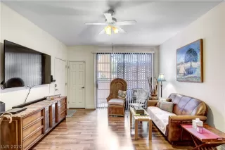 Photo #5: 2196512 Listing 