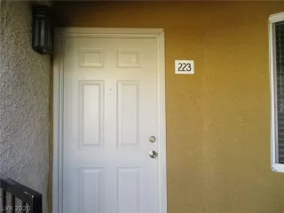 Photo #2: 2196541 Listing 