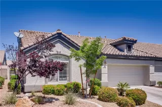 Photo #1: 2196605 Listing