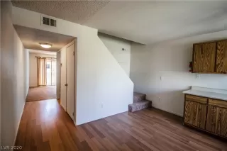 Photo #1: 2196626 Listing