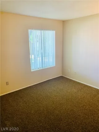 Photo #5: 2196642 Listing 