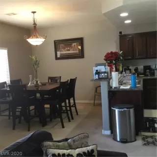 Photo #4: 2196649 Listing 